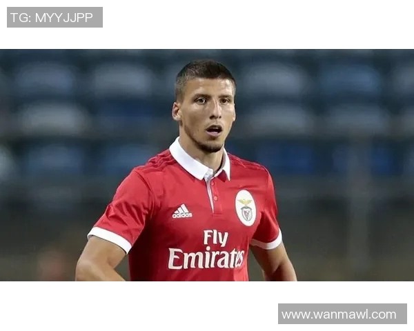 鲁本迪亚斯:从新星崛起到足坛巨星的辉煌之路