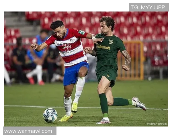 喀山红宝石与莫斯巴达的激烈对决揭示了足球战术的博弈与魅力